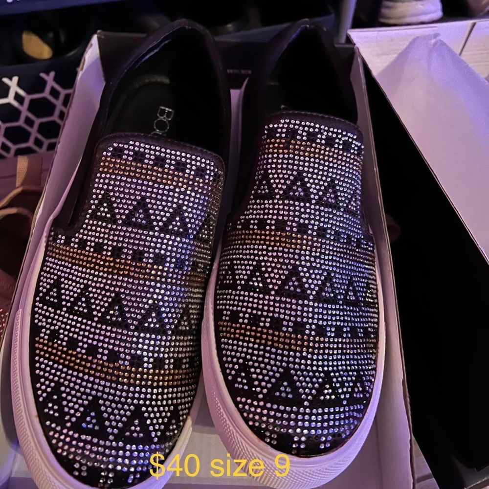 Shoes size 9 never worn